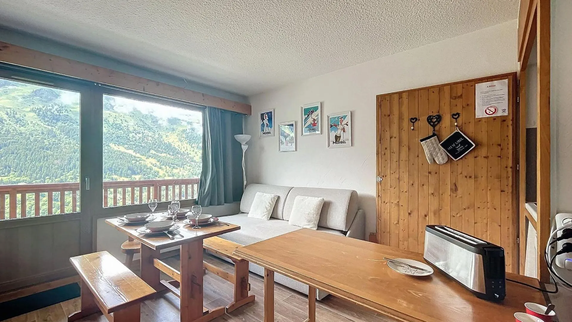Apartment Studio Fonctionnel Pres Des Pistes Et Commerces Avec Wifi - Fr-1-688-72 Meribel