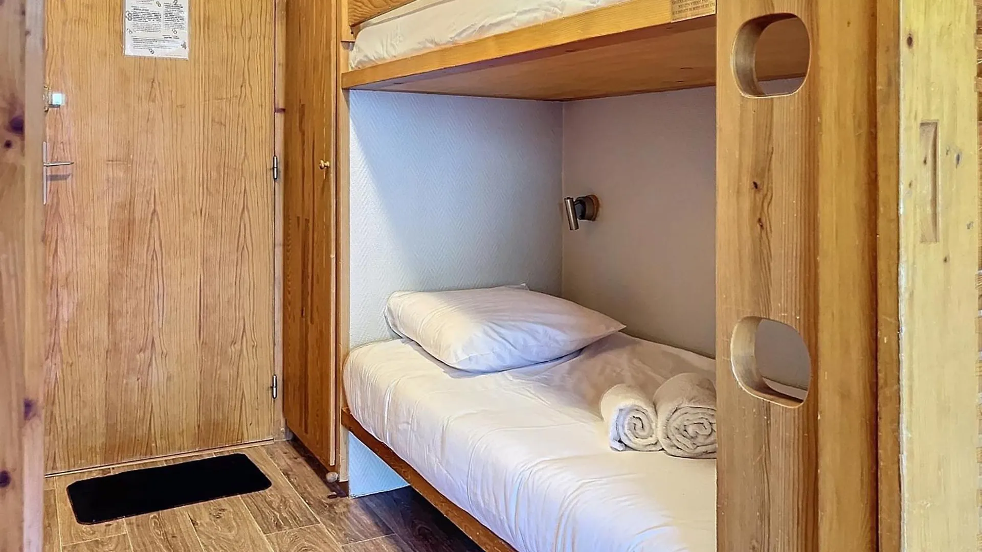 Studio Fonctionnel Pres Des Pistes Et Commerces Avec Wifi - Fr-1-688-72 Meribel Apartment